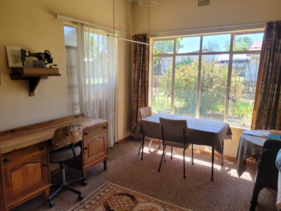 5 Bedroom Property for Sale in Panorama Free State